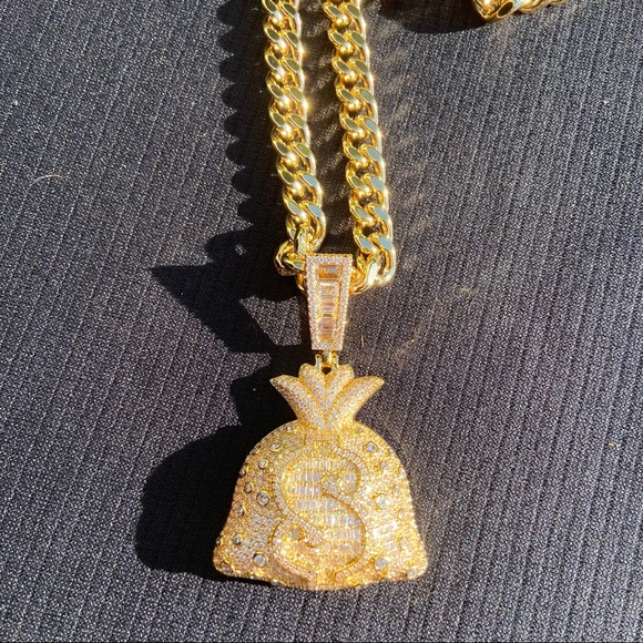 Gold Chain Cuban 8mm and Icy Money Bag Pendant Charm Set - Picture 4 of 8